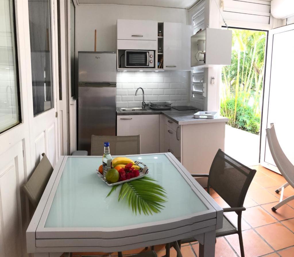 Appartement Rez-De-Chaussee De Villa A 1 Minute De La Plage Сен Франсоа Екстериор снимка